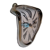 Design-Effekt-Regaluhr laufende und zerfließende Schrankuhr Regal-Ablagen-UHR statt Wanduhr im Wohnzimmer -
