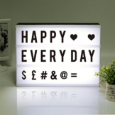 Cinema Lightbox inkl. 104 Schwarz Buchstaben & Zeichen frei gestaltbar-A4 große Box aufhängen oder stellen-Leuchtkasten Kino Stil LED(USB oder batteriebetriebene) - 1