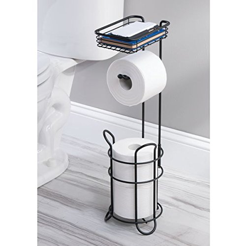 mDesign Toilettenpapierhalter – eleganter Papierrollenhalter aus Metall – WC-Rollen-Halter mit Regal – praktische Aufbewahrung fürs Badezimmer – mattschwarz - 2