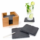 Amazy Schiefer Untersetzer Set (8 Stück) inkl. Kreidestift – Dekorative Glasuntersetzer aus 100% Natur Schieferplatten mit praktischem Halter aus edlem Bambus – Tolle Geschenkidee (eckig | 10x10 cm) - 1